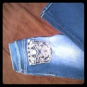 Wallflower size 3 jeans
